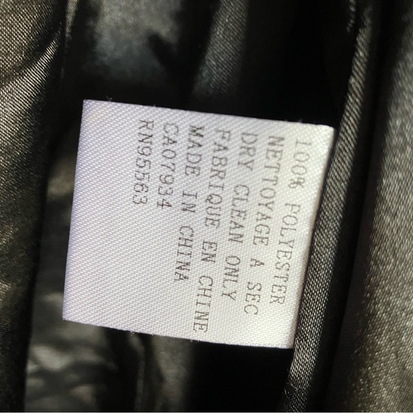 Simon Chang Faux Fur Jacket - Picture 5 of 6